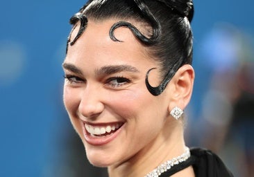 Este es el sorprendente tono de rubor que debes elegir si buscas un brillo saludable instantáneo.